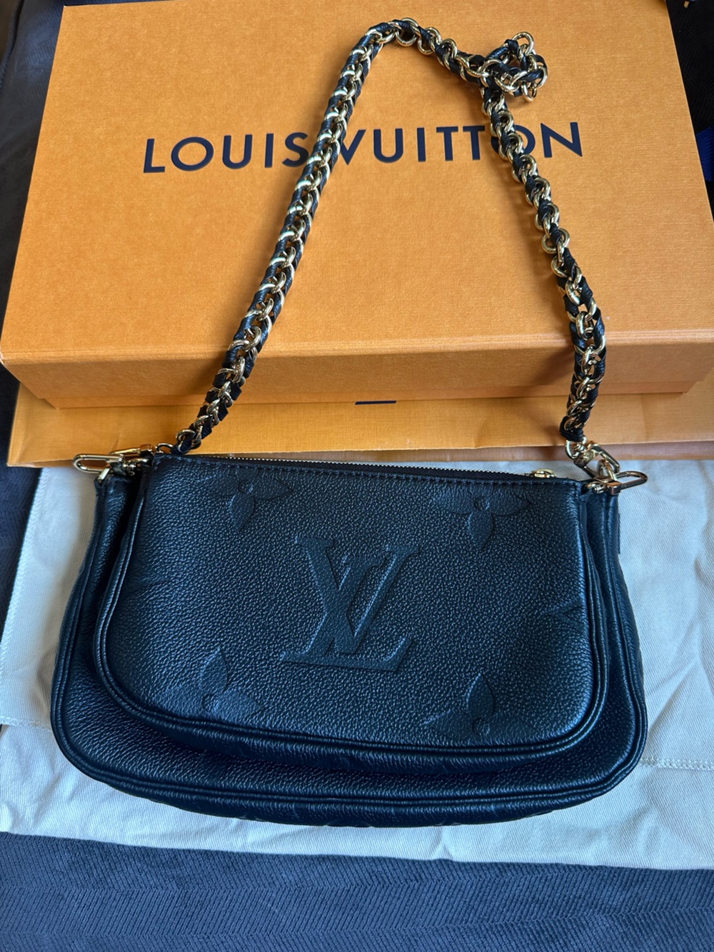 Louis Vuitton EmprineBlack Leather Chain Shoulder Bag